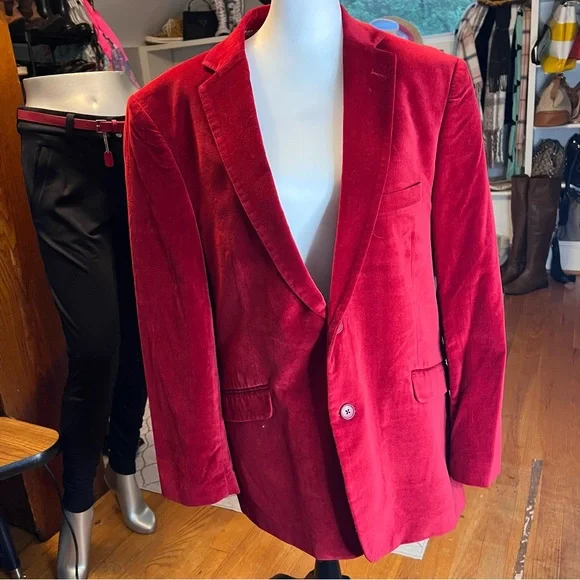 Adolfo Red Velvet Sport Coat with Notched Lapels - Picture 11 of 11